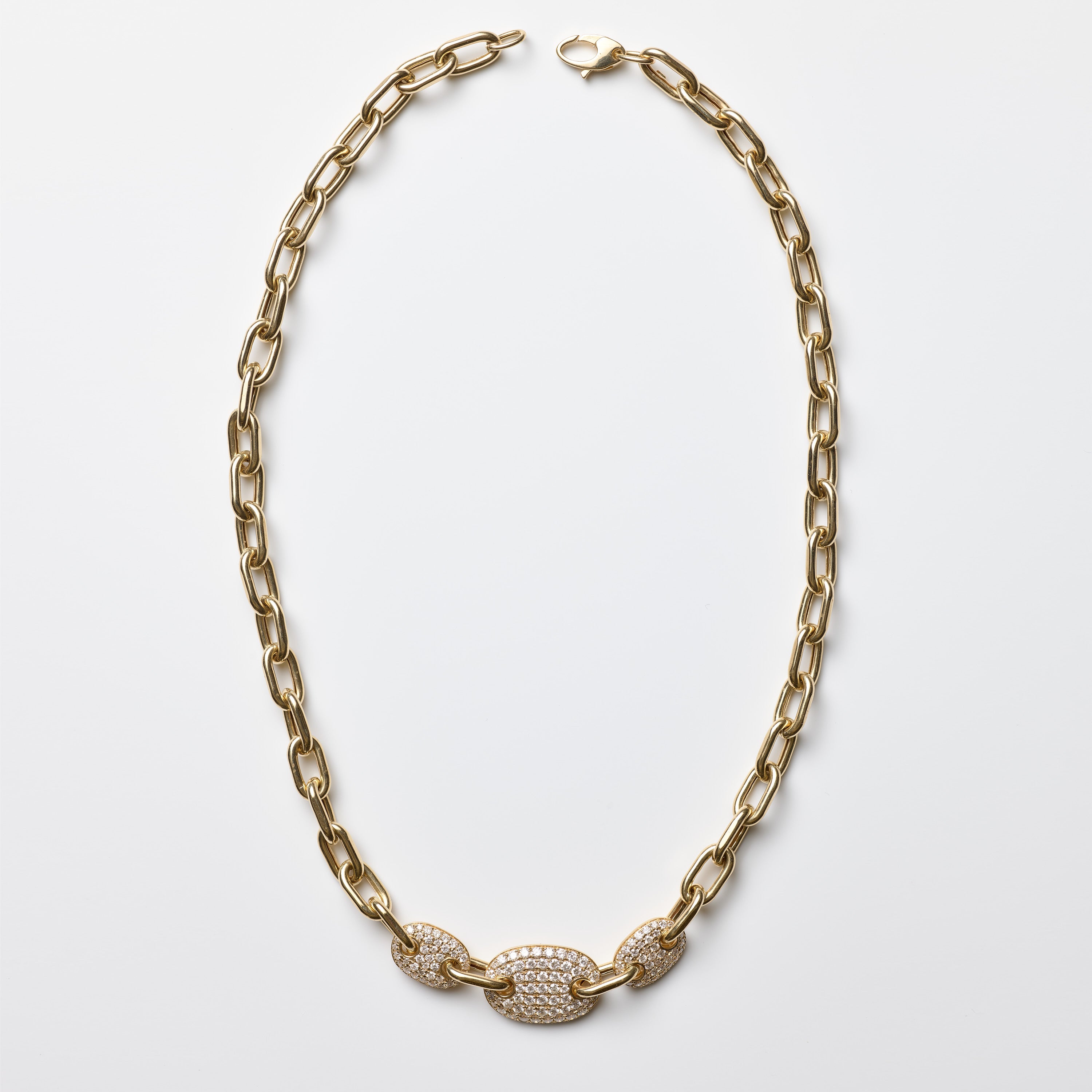 Pavé Diamond Anchor Chain